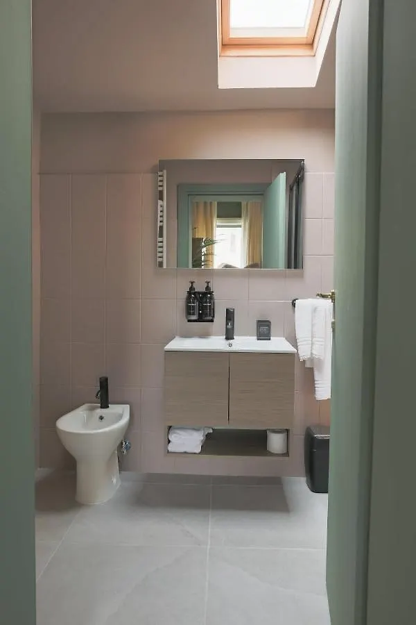 M32 Home Vicenza Itálie